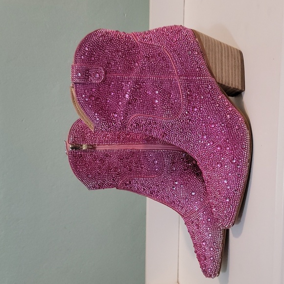 Cozy Girl Western Heel Boot size - 7 - Picture 3 of 8